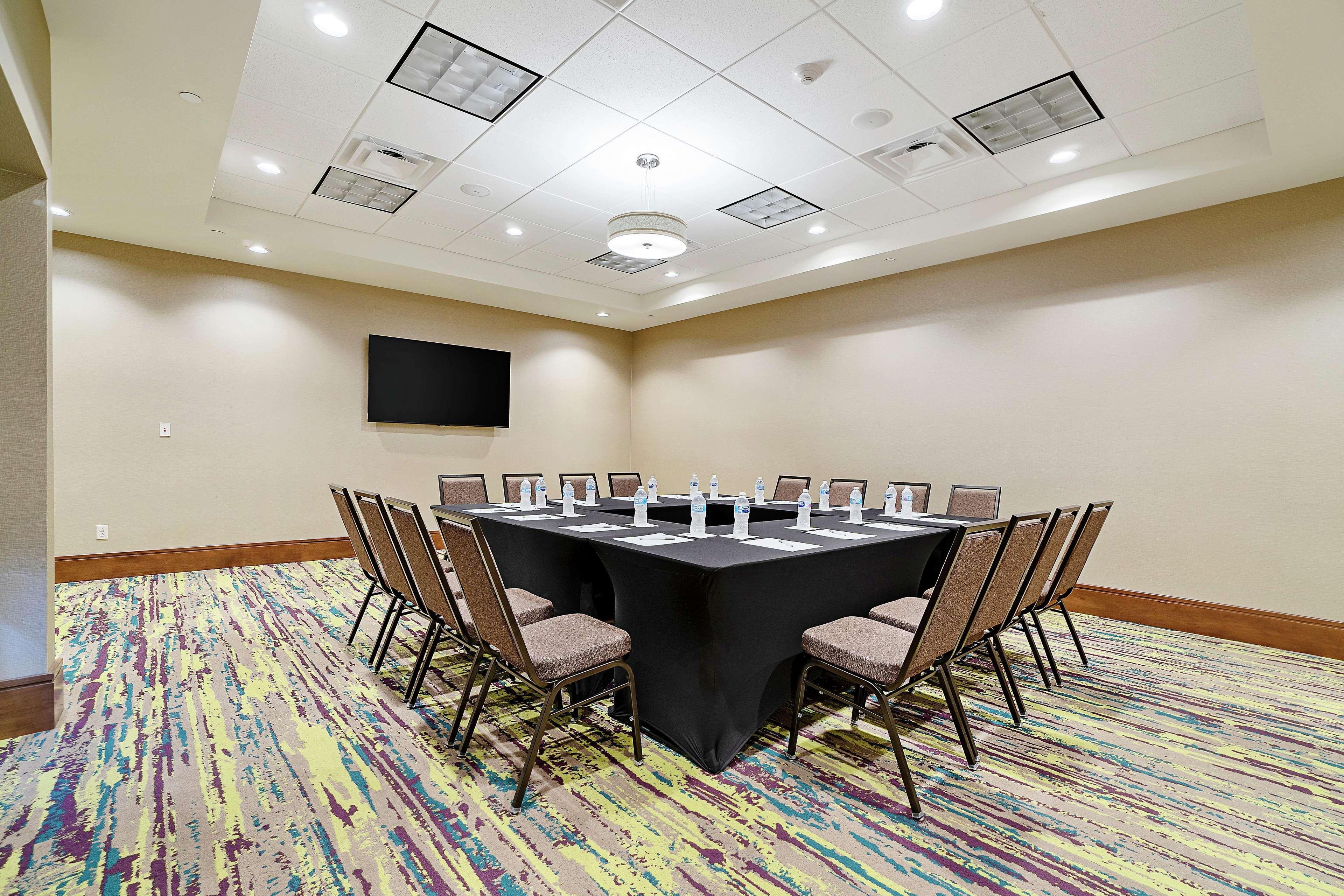 Hilton Garden Inn Edmond/Oklahoma City North Екстериор снимка